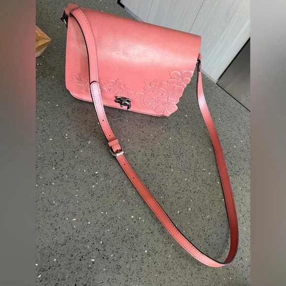 Patricia Nash Pink Floral Embossed Leather Crossbody Bag - Picture 3 of 10